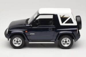 Suzuki Vitara Cabrio JLX Deep Blue Pearl Metallic Otto 1:18 OT492 Resina — immagine 3 di 6