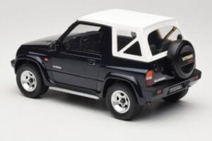 Suzuki Vitara Cabrio JLX Deep Blue Pearl Metallic Otto 1:18 OT492 Resina — immagine 5 di 6