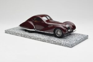 Talbot-Lago T150-C-SS Coupe Mullin Museum Minichamps 1:18 107117120 Pressofusione — immagine 4 di 6