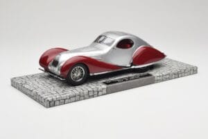 Talbot-Lago T150 C-SS Coupe Argento Rosso Minichamps 1:18 107117121 Resina