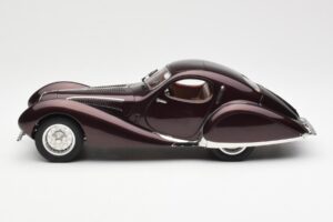 Talbot-Lago T150 C-SS Figoni & Falaschi Teardrop Bordeaux Scuro Metallizzato CMC 1:18 M-179 Pressofusione — immagine 3 di 6