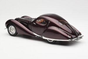 Talbot-Lago T150 C-SS Figoni & Falaschi Teardrop Bordeaux Scuro Metallizzato CMC 1:18 M-179 Pressofusione — immagine 4 di 6