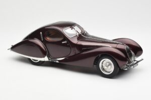 Talbot-Lago T150 C-SS Figoni & Falaschi Teardrop Bordeaux Scuro Metallizzato CMC 1:18 M-179 Pressofusione — immagine 6 di 6