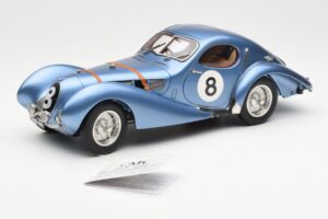 Talbot-Lago T150 C-SS #8 24 Hours of Le Mans 1939 CMC 1:18 M-167 Pressofusione