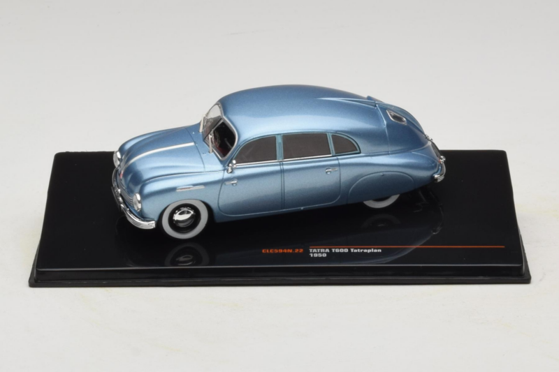 Tatra T600 Tatraplan Blu IXO 1:43 CLC594N Pressofusione
