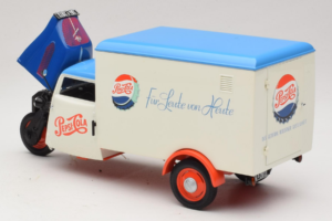 Tempo Dreirad Kastenwagen Pepsi Minichamps 1:18 150099024 Pressofusione — immagine 5 di 8