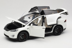 Tesla Model X Bianco OEM 1:18 TESLA001 Pressofusione — immagine 2 di 8