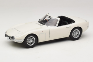 Toyota 2000 GT Cabriolet Bianco James Bond Collection AUTOart 1:18 78731 Pressofusione