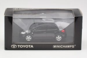 Toyota Auris E150 Nero Minichamps 1:43 TOYOTA004 Pressofusione — immagine 4 di 4