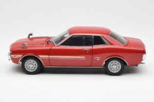 Toyota Celica 1600 GT TA22 Rosso AUTOart 1:18 78783 Pressofusione — immagine 4 di 8