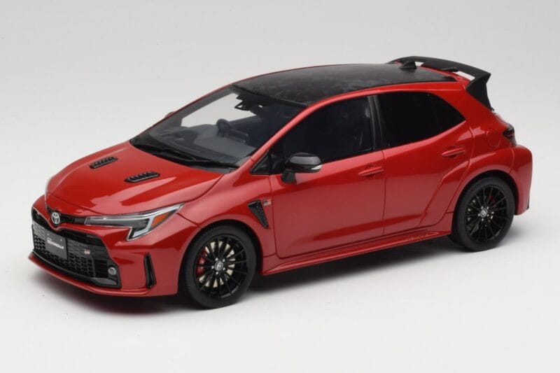 Toyota GR Corolla Circuit Edition E210 Supersonic Red Otto 1:18 OT1072 Resina