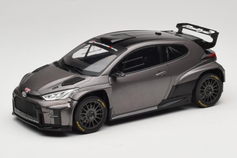 Toyota GR Yaris Rally2 Grigio IXO 1:18 18CMC210 Pressofusione