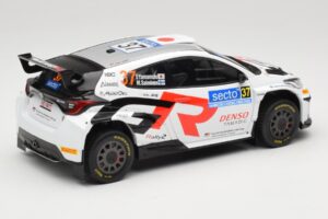 Toyota GR Yaris Rally2 #37 Y. Yamamoto Rally Finland 2024 IXO 1:18 18RMC212A Pressofusione — immagine 2 di 6