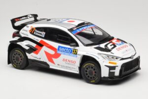 Toyota GR Yaris Rally2 #37 Y. Yamamoto Rally Finland 2024 IXO 1:18 18RMC212A Pressofusione — immagine 4 di 6
