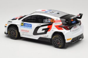Toyota GR Yaris Rally2 #44 H. Kogure Rally Finland 2024 IXO 1:18 18RMC212B Pressofusione — immagine 5 di 6