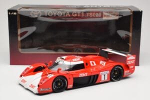 Toyota GT-One TS020 GT1 #1 M. Brundle / E. Collard / V. Sospiri 24 Hours of Le Mans 1999 AUTOart 1:18 89986 Pressofusione — immagine 6 di 6