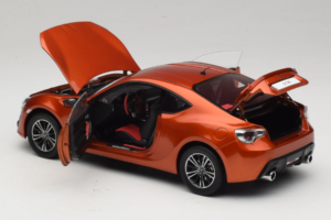 Toyota GT86 Rosso Century Dragon 1:18 CD01 Pressofusione — immagine 5 di 8