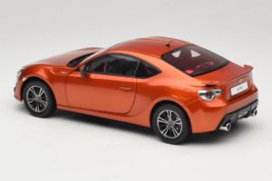 Toyota GT86 Rosso Century Dragon 1:18 CD01 Pressofusione — immagine 7 di 8