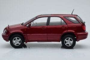 Toyota Harrier Rosso Metallizzato AUTOart 1:18 70035 Pressofusione — immagine 4 di 8