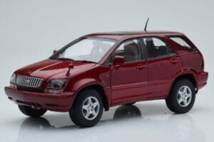 Toyota Harrier Rosso Metallizzato AUTOart 1:18 70035 Pressofusione
