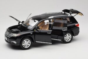 Toyota Highlander XU40 Nero Paudi Model 1:18 2043612-B1 Pressofusione — immagine 2 di 8