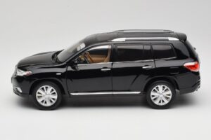Toyota Highlander XU40 Nero Paudi Model 1:18 2043612-B1 Pressofusione — immagine 4 di 8