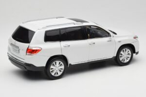 Toyota Highlander XU40 Bianco Paudi Model 1:18 2043612-W1 Pressofusione — immagine 3 di 8
