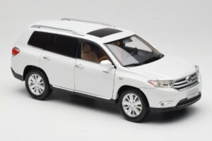 Toyota Highlander XU40 Bianco Paudi Model 1:18 2043612-W1 Pressofusione — immagine 6 di 8