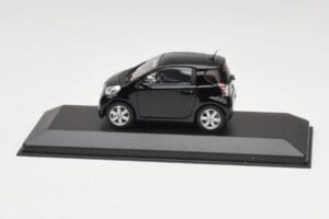 Toyota iQ Nero Mica Minichamps 1:43 403166803 Pressofusione