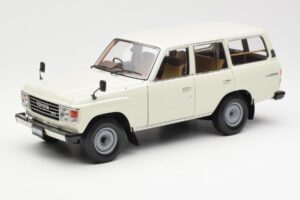 Toyota Land Cruiser J60 Bianco Kyosho 1:18 08956W Pressofusione