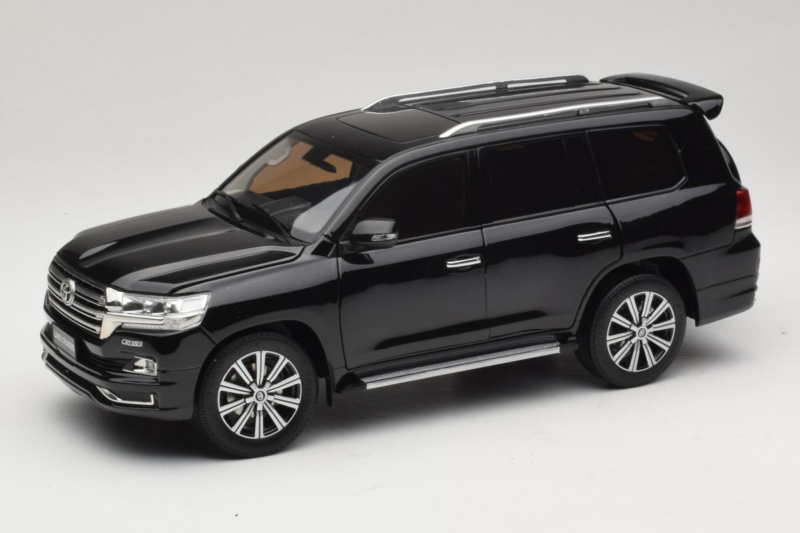 Toyota Land Cruiser LC200 Nero Kengfai 1:18 KF024-13 Pressofusione