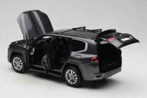Toyota Land Cruiser LC300 ZX Grigio LCD 1:18 LCD18013-ZX-GR Pressofusione — immagine 5 di 8