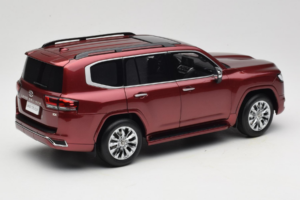 Toyota Land Cruiser LC300 ZX Rosso LCD 1:18 LCD18013-ZX-RE Pressofusione — immagine 3 di 8