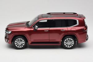 Toyota Land Cruiser LC300 ZX Rosso LCD 1:18 LCD18013-ZX-RE Pressofusione — immagine 4 di 8