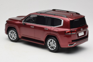 Toyota Land Cruiser LC300 ZX Rosso LCD 1:18 LCD18013-ZX-RE Pressofusione — immagine 7 di 8
