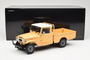 Toyota Land Cruiser Pickup Beige Kyosho 1:18 08958BE Pressofusione — immagine 8 di 8