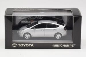 Toyota Prius Argento Minichamps 1:43 TOYOTA005 Pressofusione — immagine 4 di 4