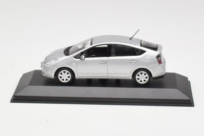 Toyota Prius Argento Minichamps 1:43 TOYOTA005 Pressofusione