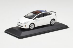 Toyota Prius XW30 Super Bianco Minichamps 1:43 PRIUS001 Pressofusione — immagine 2 di 4