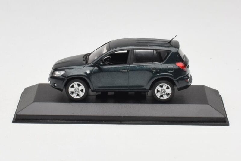 Toyota RAV4 XA20 Verde Minichamps 1:43 TOYOTA008 Pressofusione