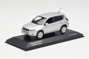 Toyota RAV4 XA30 Argento Minichamps 1:43 400166570 Pressofusione — immagine 2 di 4