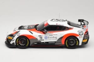 Toyota Supra A90 GT4 #9 E. Cheli / E. Joulie FFSA GT4 France 2020 Otto 1:18 OT1122 Resina — immagine 3 di 6