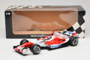 Toyota TF105 #16 J. Trulli Panasonic Toyota Racing 2005 Minichamps 1:18 100050016 Pressofusione — immagine 7 di 7