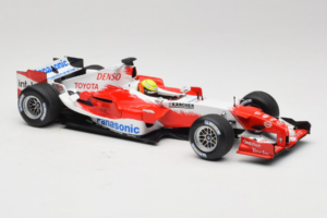 Toyota TF105 #17 R. Schumacher Panasonic Toyota Racing 2005 Minichamps 1:18 100050017 Pressofusione — immagine 4 di 7