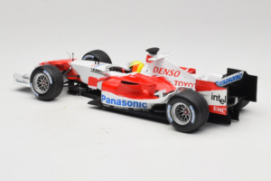 Toyota TF105 #17 R. Schumacher Panasonic Toyota Racing 2005 Minichamps 1:18 100050017 Pressofusione — immagine 5 di 7