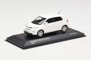 Toyota Urban Cruiser Bianco Minichamps 1:43 400166960 Pressofusione — immagine 3 di 3