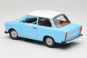 Trabant 601 Deluxe Blu Bianco Sun Star 1:18 4286 Pressofusione — immagine 5 di 6
