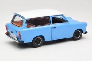 Trabant 601 Station Wagon Blu Sun Star 1:18 4272 Pressofusione — immagine 3 di 8