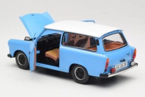 Trabant 601 Station Wagon Blu Sun Star 1:18 4272 Pressofusione — immagine 5 di 8