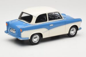 Trabant P50 Azzurro Crema BoS Models 1:18 BOS035 Resina — immagine 2 di 6